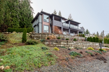 2333-Henry-St-Port-Moody-360hometours-01s