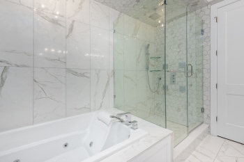 2333-Henry-St-Port-Moody-360hometours-31s